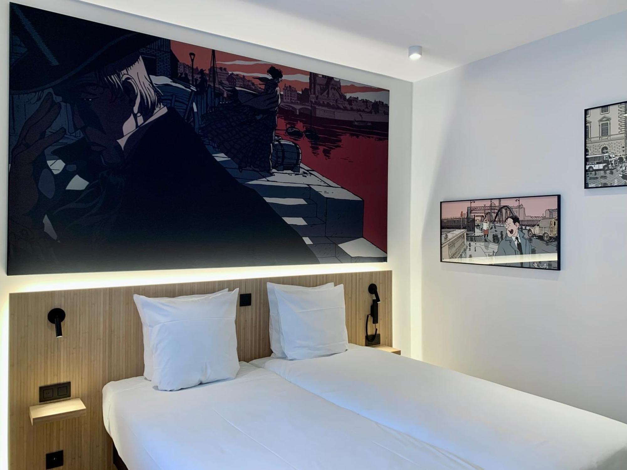 Comic Art Hotel Gent Bagian luar foto