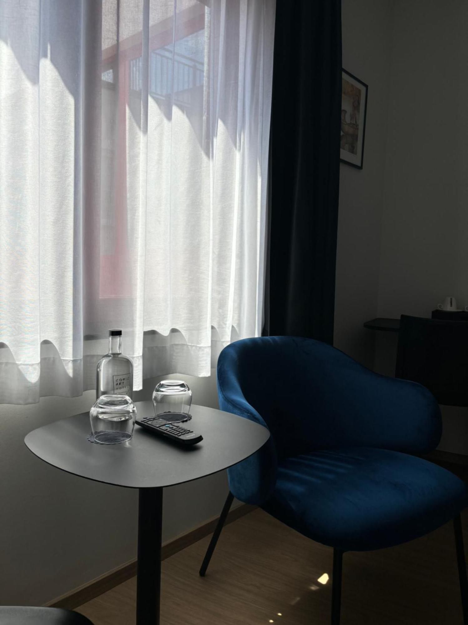 Comic Art Hotel Gent Bagian luar foto