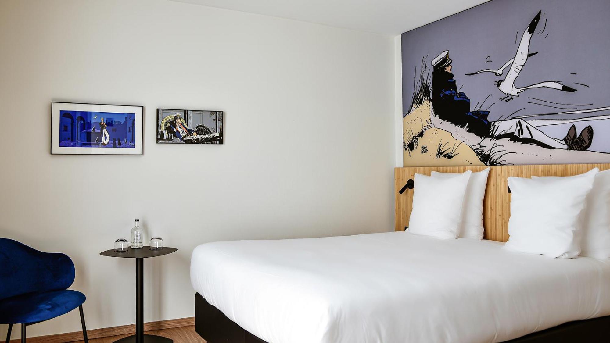 Comic Art Hotel Gent Bagian luar foto